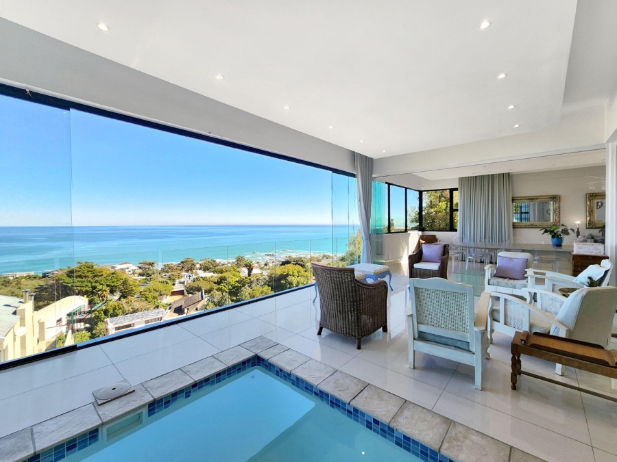 11 Bedroom Property for Sale in Camps Bay Western Cape